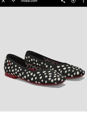 VIVAIA dotted knit slip-on ballet flats - size 7.5